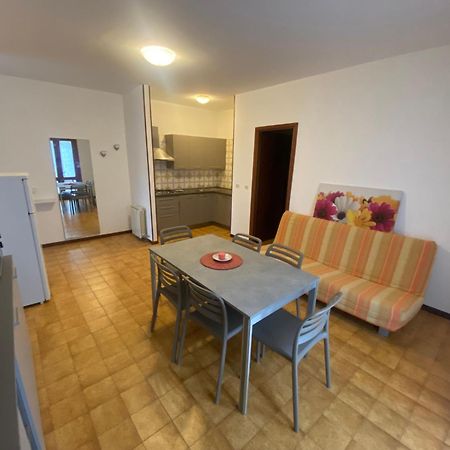 Cond Giardino Apartment Lignano Sabbiadoro Ngoại thất bức ảnh